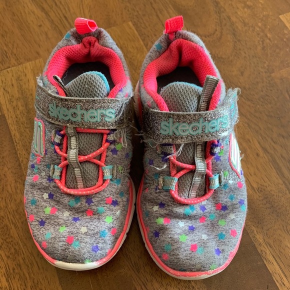 Skechers Other - Gently used Skechers sneakers little girls